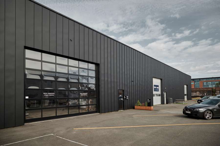 Main office in raw “New York style” with steel profiles, Ejendomsselskabet Industrivej - Godsbanevej 5, 7400 Herning